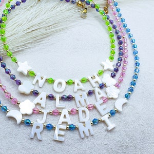 Colar com nome de madrepérola, colar com nome personalizado, colar de contas, colar com palavra personalizada