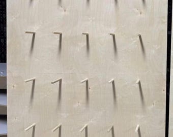 Pared de madera con clavijas hecha a mano: fondo para fotomatón de fiesta (2 m x 0,9 m)