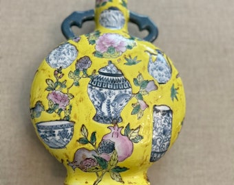 Early 20th C Chinese Ground Moon Flask Vase 10”