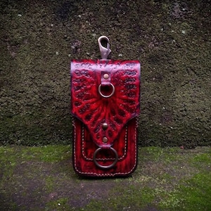 Custodia da cintura in pelle, Borsa da anca in pelle fatta a mano, Custodia per telefono da cintura da intaglio, Borsa tascabile in pelle vichinga, Custodia da cintura in pelle lavorata, Regali