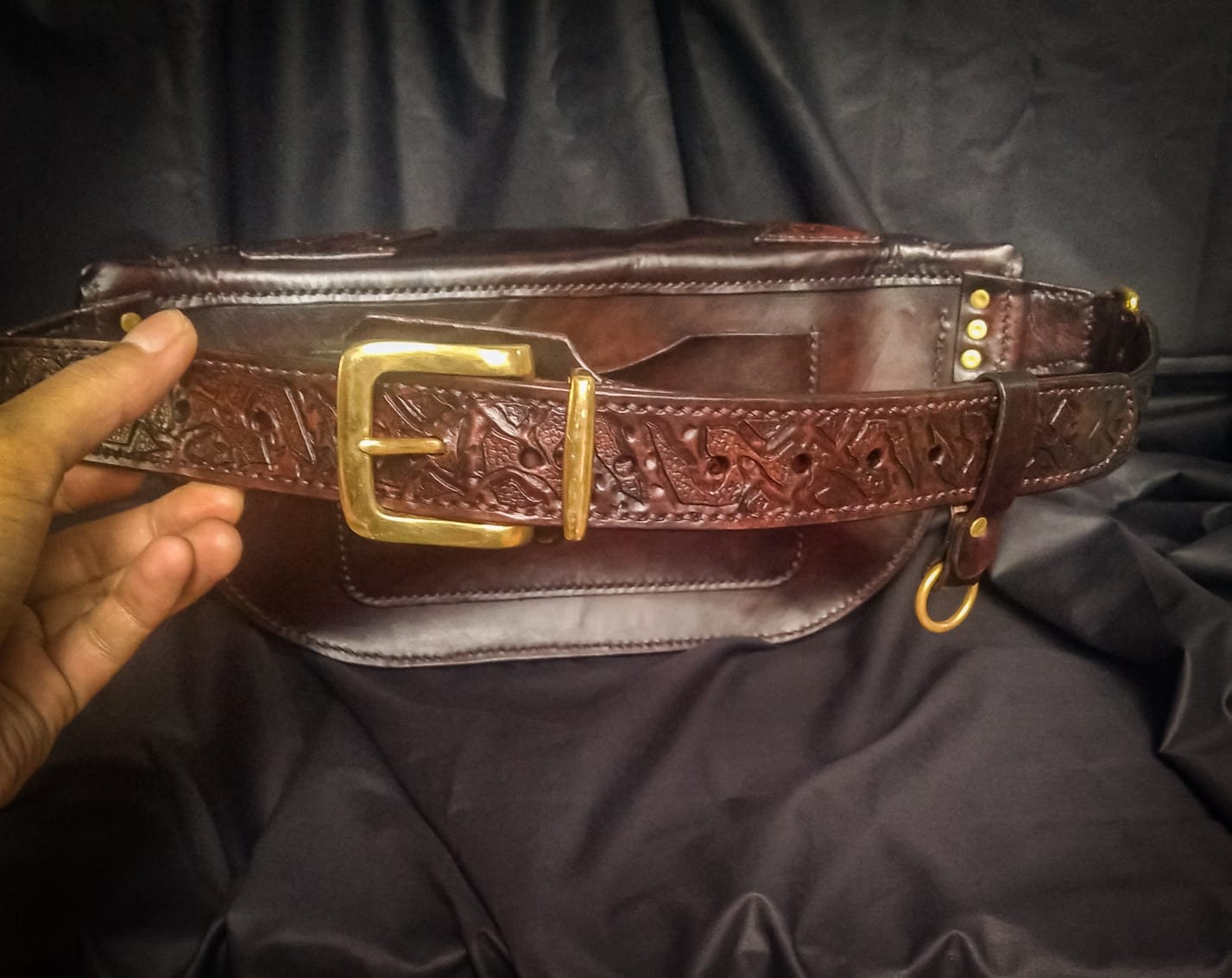 バッグ leather carving waist bag brown leather carving waist bag brown
