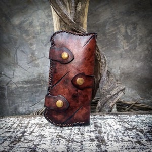 Cartera de motociclista marrón de cuero, Cartera larga tallada para hombre, Cartera de miedo, Cartera monstruo, Cartera de motocicleta, Cartera cosida de camionero, Regalos