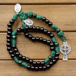 Blessed Trinity - Irish Celtic Rosary: St. Patrick & St. Bridget, Green Paracord, Acrylic Beads