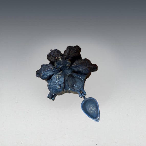 Antique Bronze Hindu Kumkum Tikka Box Ceremonial Container