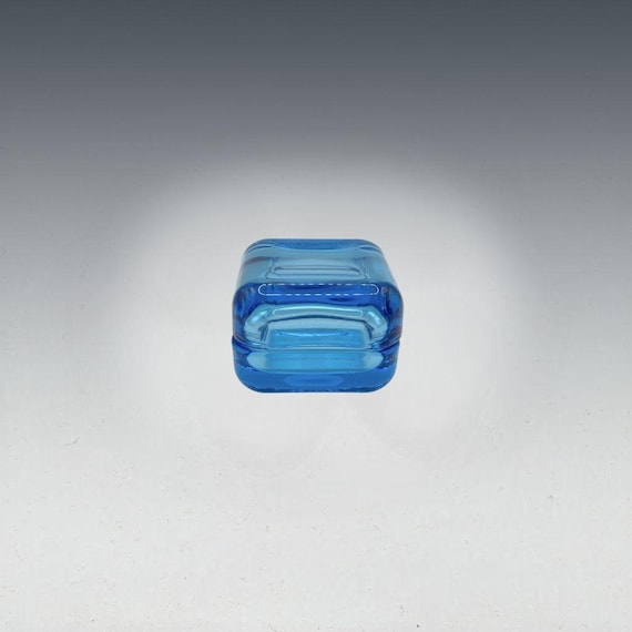 littala: One VITRIINI Series Small Blue Glass Jewelry Trinket Box
