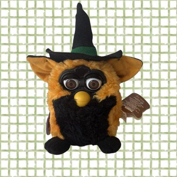 1999 Tiger Electronics Halloween Fall Witch Furby Gremlins Limited Edition