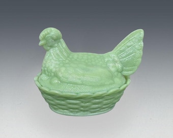 Jadeite green glass hen on nest covered dish, 6 3/8"