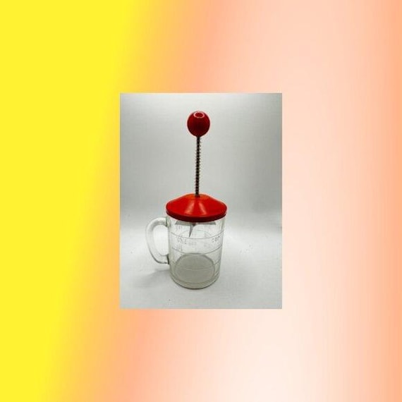 Vintage Style Hand Crank Egg Beater Mixer Red Lid Glass Measuring Cup