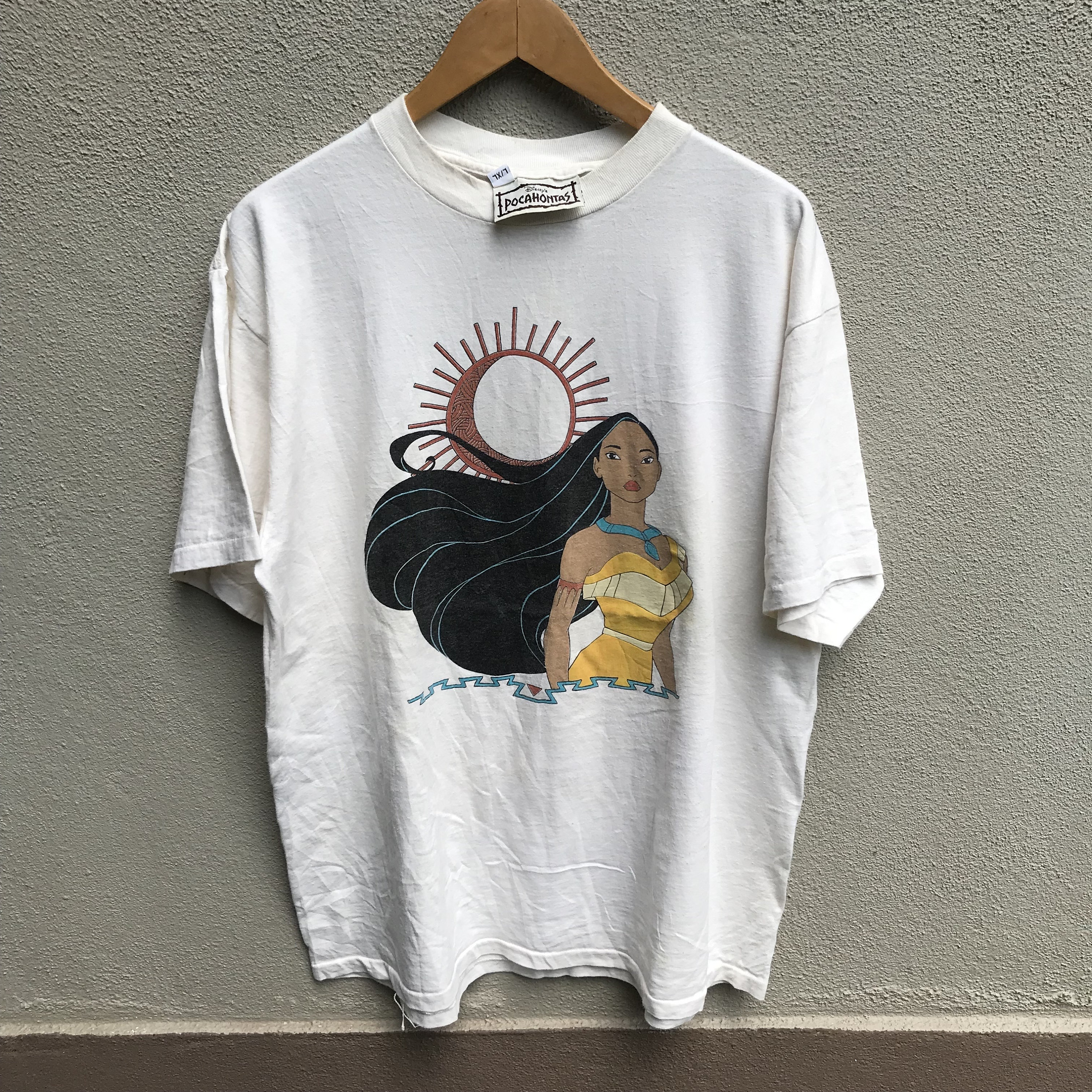 ヴィンテージ90年代ポカホンタス映画Tシャツ ディズニー/アニメ 