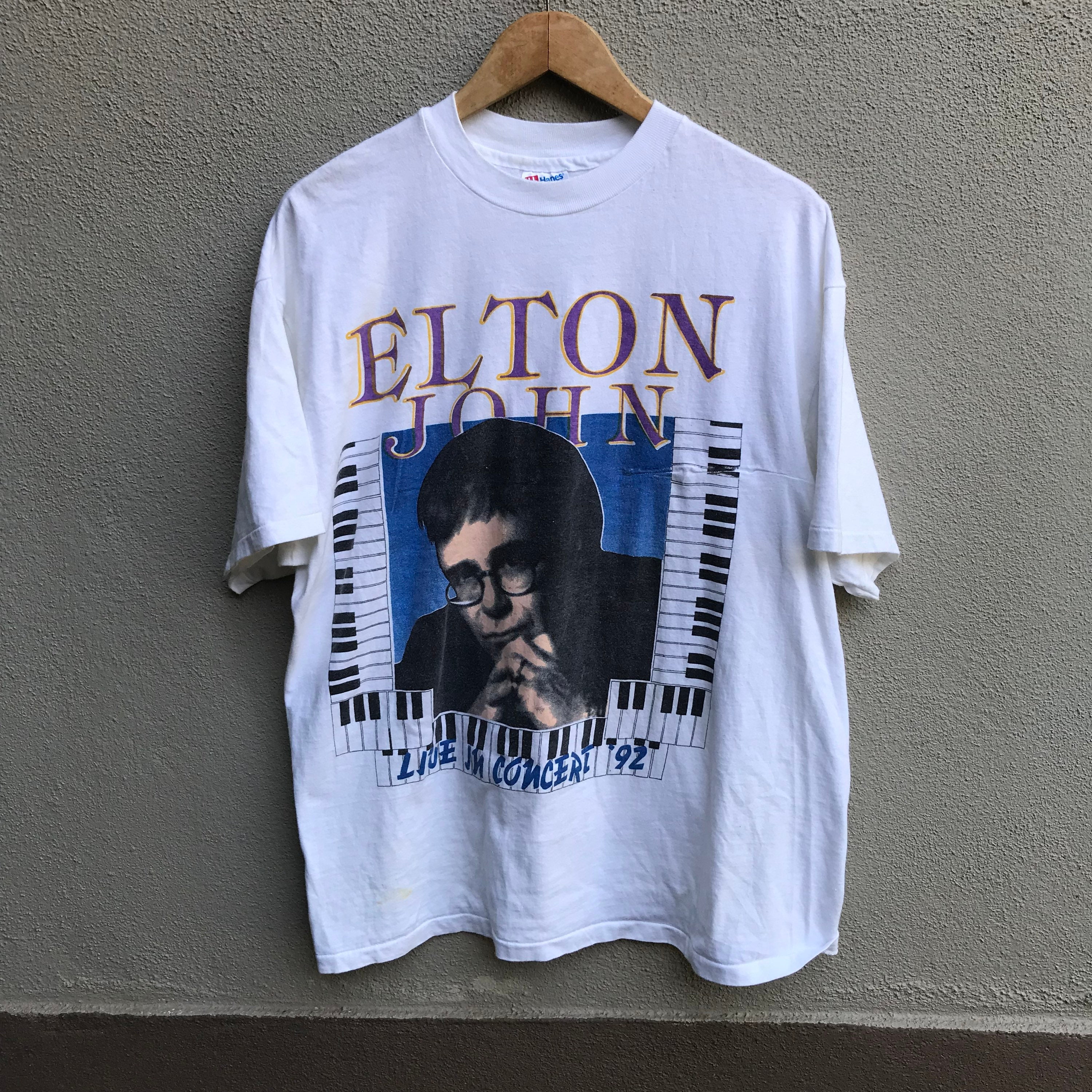 Vintage 90s ELTON JOHN Tee Solo Singer / Pop Rock / Rock Band