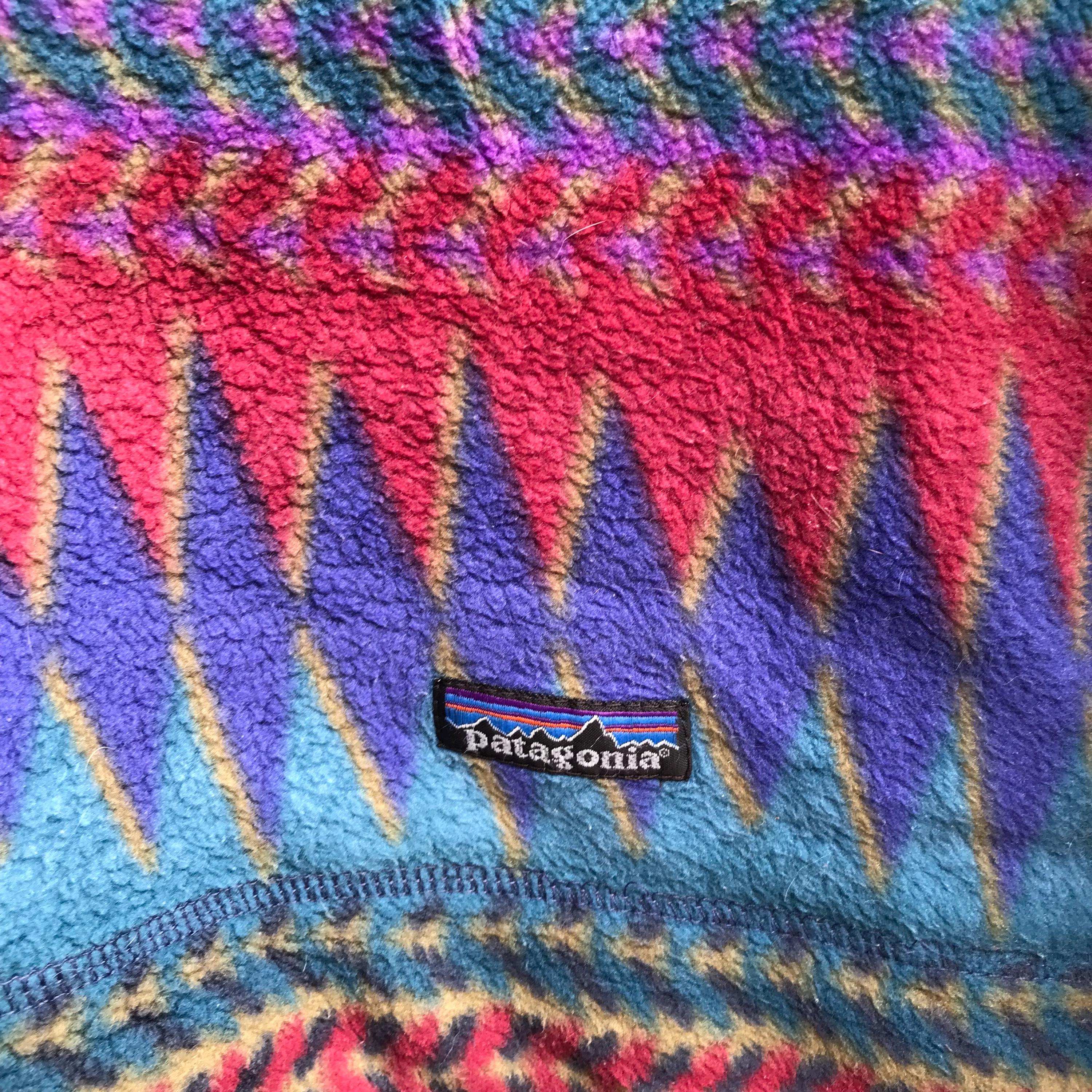 Vintage 90s PATAGONIA Aztec Fleece Navajo / Native Style / Half