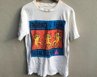 Vintage rare 90s KEITH HARING pop art tee / fight aids / photo art