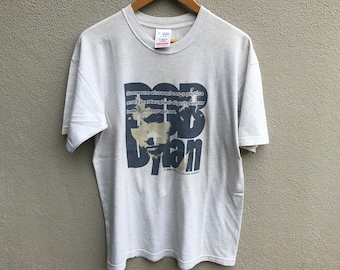 Vintage BOB DYLAN tee / band shirt / folk rock / solo singer / vintage band