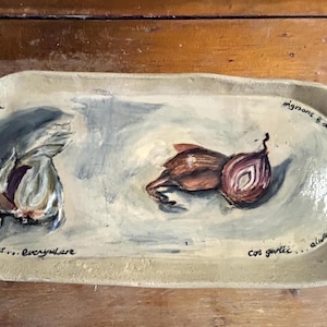 Hand painted garlic and shallot platter