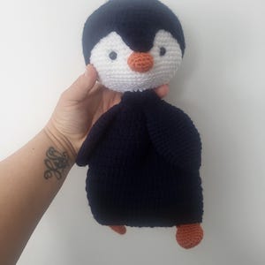 Penguin crochet plush handmade quebec 100% acrylic
