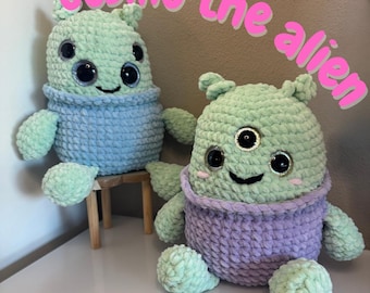 Alien Crochet Pattern, 100% No Sew, Easy Beginner-Friendly PDF