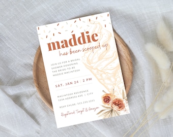 Invitación para despedida de soltera "She's Been Scooped Up"