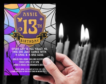 Invitación de cumpleaños de Miércoles Addams