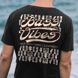 T-shirt Premium pour joueur de guitare Basse, cadeau amoureux de la musique, tee unisexe éco responsable, présent original pour musicien