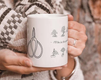 Beautiful funny bonsai mug to offer to a bonsaika as an original gift, ceramic bonsai cup with hand-drawn bonsai attached to a funny quote