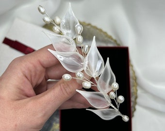 Pearl Bridal Hair Comb: Vitral Leaf Wedding Headpiece