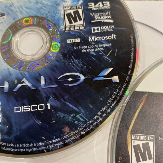 La Xbox 360 Halo 4 de Microsoft compatible avec Surface - CNET France