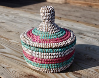 African Handmade Seagrass Basket with Lid, Kitchen Storage Box