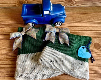 Gorro de punto verde Hunter con un lazo a juego