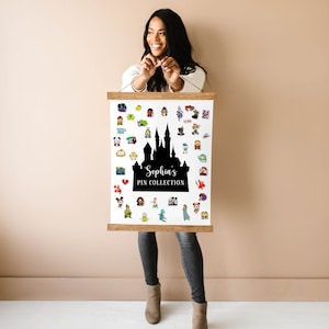 Magical Mouse Inspired Black Castle / Custom Pin Collection Canvas Banner con annessa cornice in legno appesa