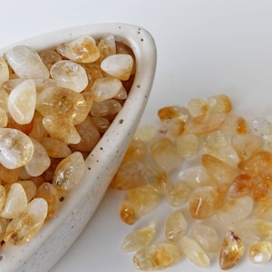 Citrine Tumbled Stones, Healing Crystals in Pack Sizes of 1,2,5 Pcs and 100,200 grams, Stone Tumbling, Healing Prosperity Citrine Gemstones