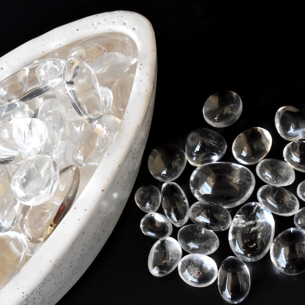 Crystal Quartz Tumbled Stones, Healing Crystals Tumbled Stones in pack sizes of 1,2,5, 100 grams and 200 grams