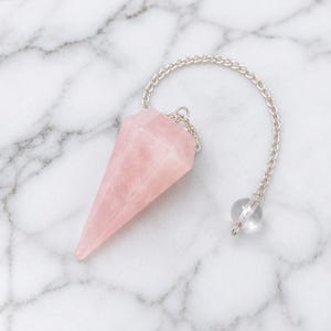 Rosenquarz facettierter Kegel Pendel Heilung Kristall Pendel, Rosenquarz Pendel für Halskette, Schmuckherstellung Steine, Hexagon Pendel