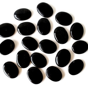One (1) Black Obsidian Worry Stone for crystal healing - Pocket Palm Stone - Thumb Stone