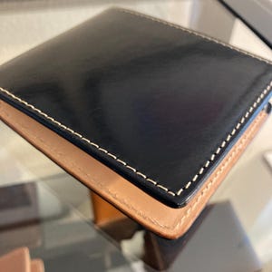 Cartera clásica negra de piel de plena flor para hombre, plegable, de piel curtida vegetal, regalo para hombre, para 6 tarjetas, hecha a mano.