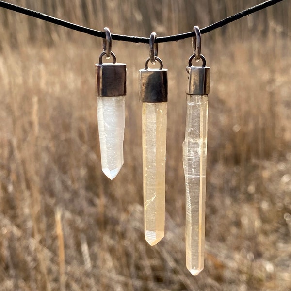 Lemurische zaadkristallen hanger met echt zilveren oogje | Handgemaakt | Meditatie | Spiritualiteit | Sjamanistische kwarts | Bergkristal |