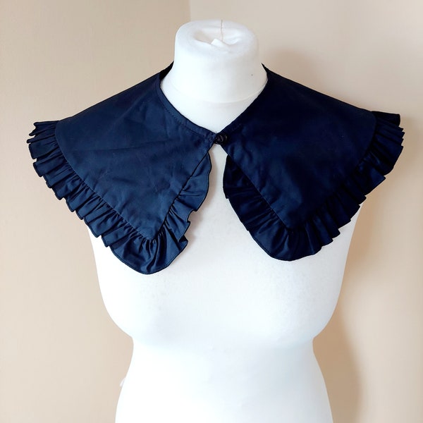 Vintage Gothic style detachable frill collar accessory