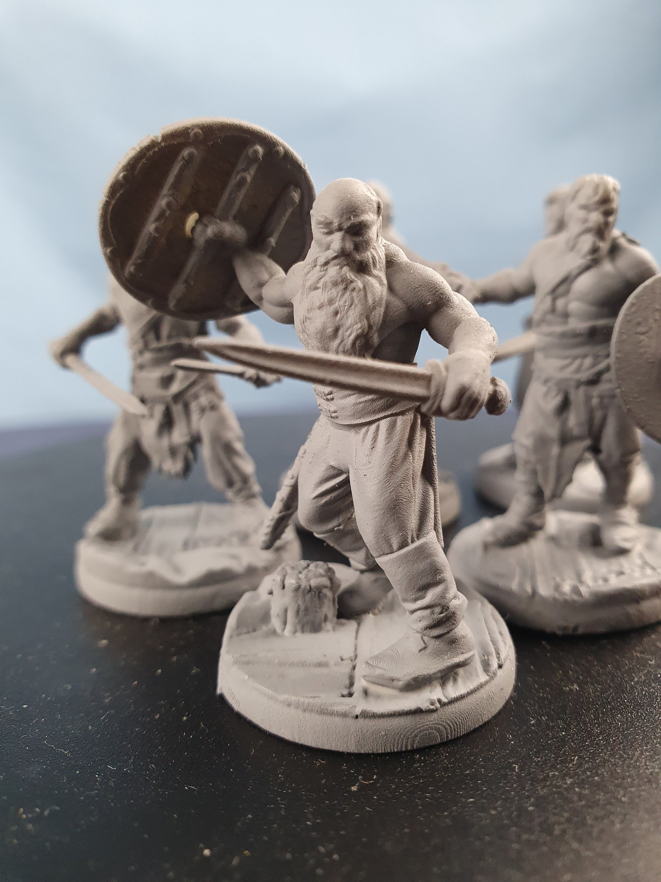 Jouet miniature en étain peint Viking Raider 54 mm soldat