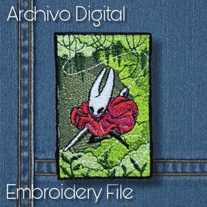 Puede incluir: Parche bordado con un personaje de cabeza blanca y capa roja, sobre un fondo verde y blanco. El parche es rectangular y tiene el texto "Archivo Digital" y "Embroidery File".
