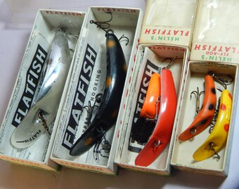 VINTAGE NEW IN BOX - 6" HELIN INDIVIDUAL - WOOD T61 FLATFISH LURES 