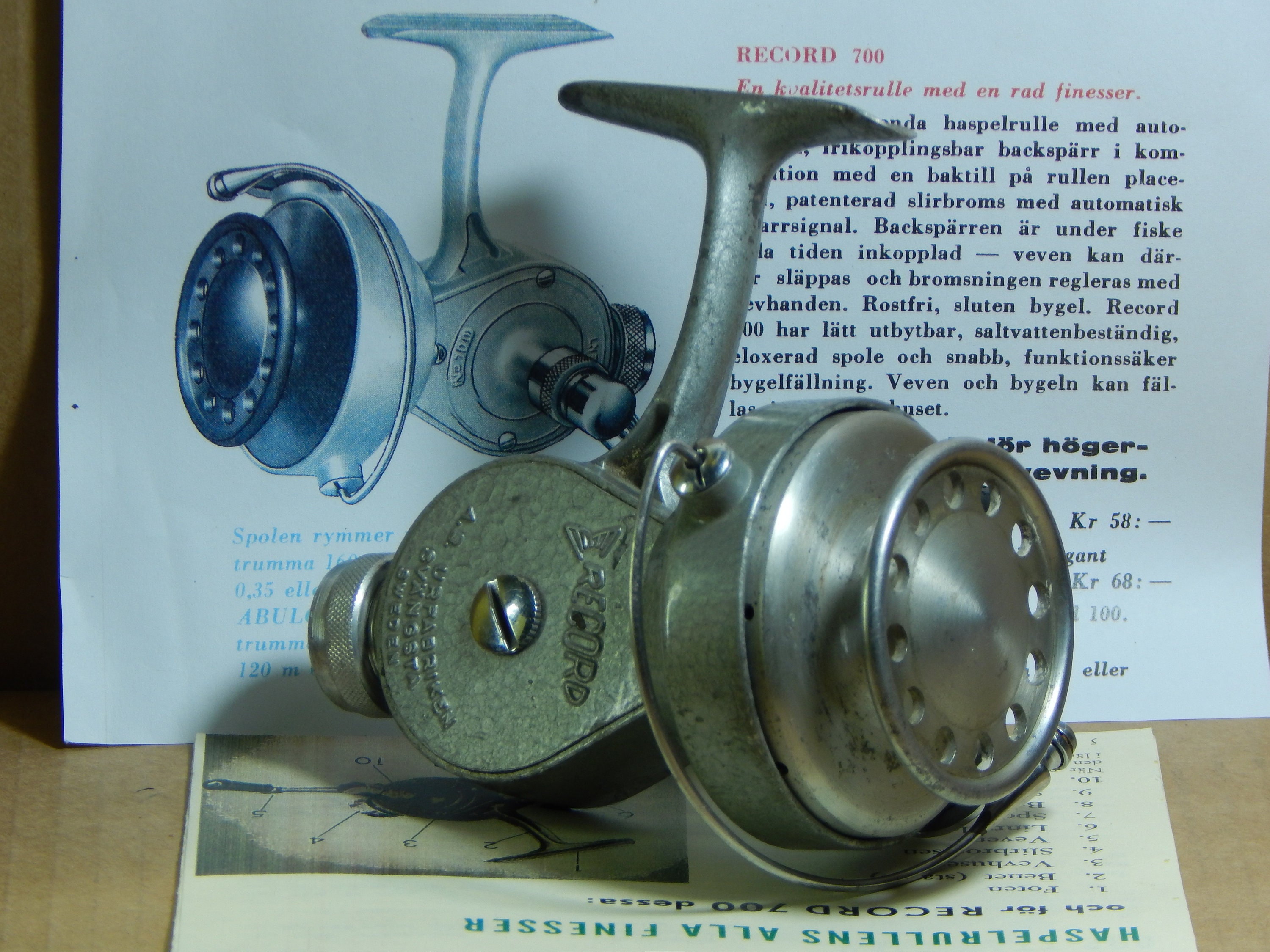 50s' Vintage ABU Record 700160m/0.3mm Line Swiss Made Spinning Reel-used/excellent  