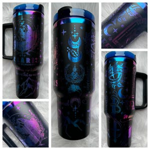 Vaso grabado ACOTA de 40 oz ~ Ciudad de la luz de las estrellas de Velari ~ Vaso aislado para bebidas frías y calientes de 40 oz ~ Vaso grabado personalizado ~ Cuarta ala