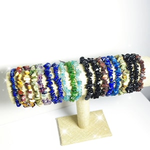 Genuine stone bracelet in baroque style, chips shape - women&#39;s bracelet - men&#39;s bracelet - baroque bracelet - gift idea - elastic bracelet