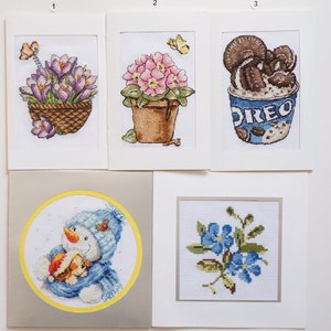 Kruissteekbloemen, sneeuwpop, Oreo-wenskaarten (4 in x 6 in / 6 in x 6 in) nieuw voltooid, 5 patronen