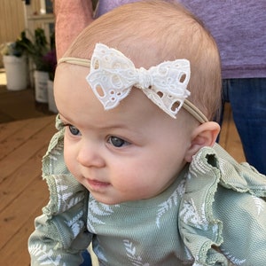Ivory Eyelet Baby Bow, Baby Headband, Eyelet Baby Headband, Newborn Baby Bows, Hair Bows, Newborn Hair Bows, Boho Baby Bows,