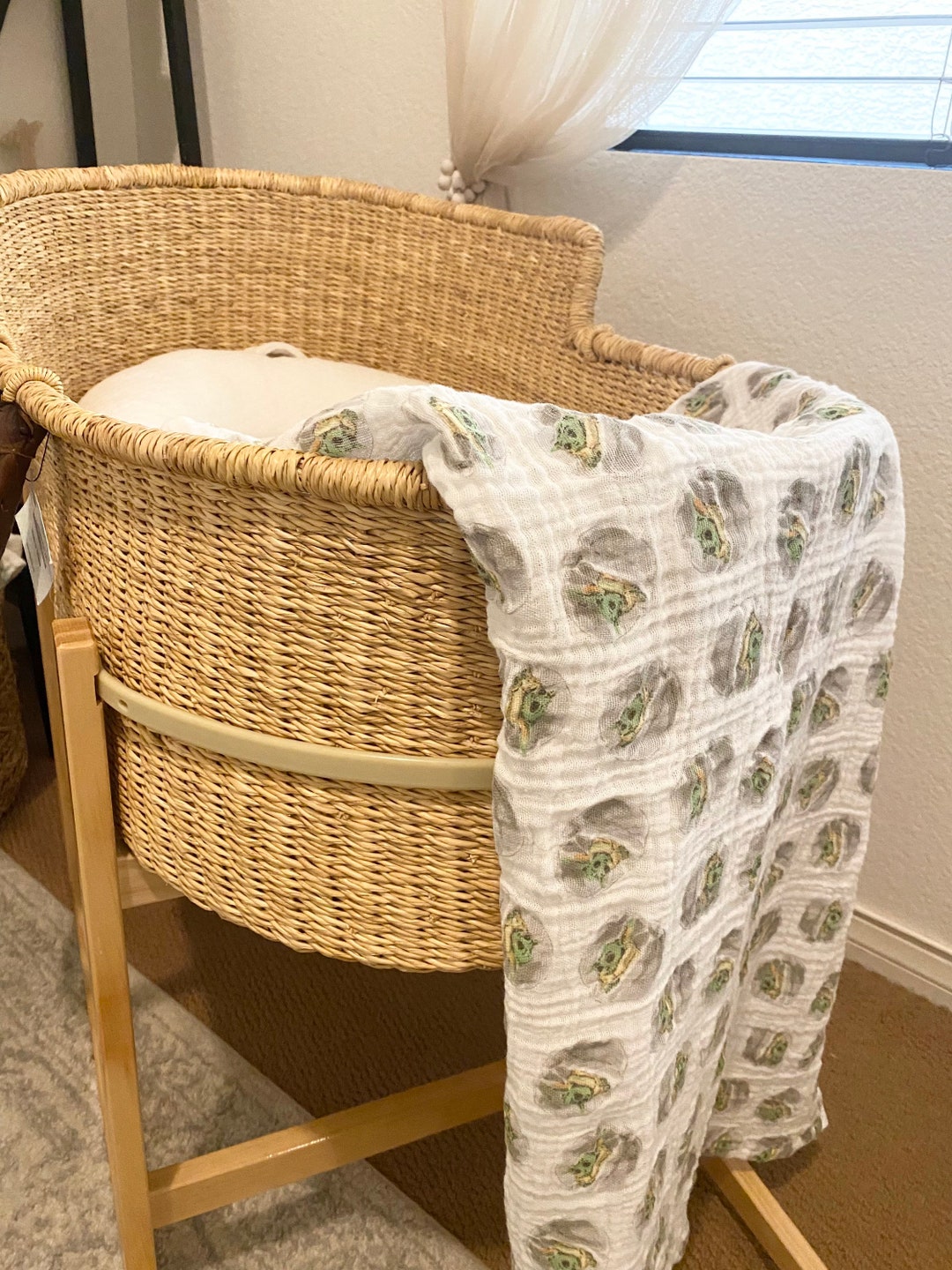 Baby Yoda Swaddle Blanket, Starwars Muslin Swaddle Blanket, Disney