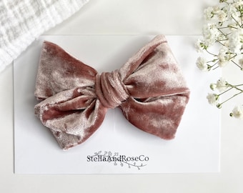 Crushed Velvet Baby Bow, Pink Baby Bow, Neutral Baby Bow, Newborn Baby Bow, Baby Bows, Pink Velvet Bow