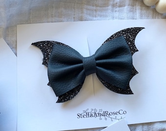 Leather Bat Wings Baby Headband, Halloween Baby Headband, Bat Hair Bows, Baby Headbands, Halloween Baby Bows, Bat Wing Bows,Glitter Bat Wing