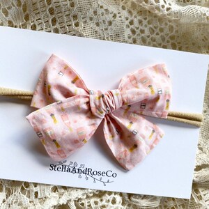 New Years Baby Bow, Christmas Hair Bows, Christmas Baby Headbands, Champagne Hair Bows, Baby Headbands, Champagne Bottle, Rosé Hair Bow,