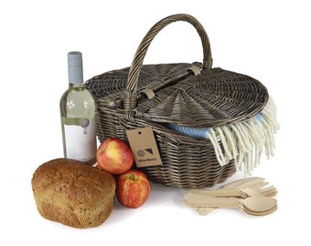 Picnic Basket Wicker for 4 People | Oval Picnic Hamper with Handle | Traditional Shopping Basket with Lid