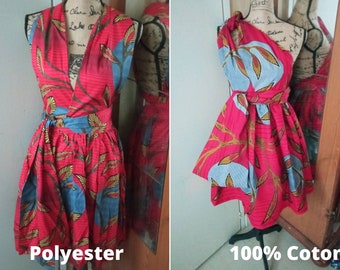 Robe Tissu Africain Courte Rouge avec son Motif Africain Gris Marron Noir en 100% Coton ou Polycoton |
